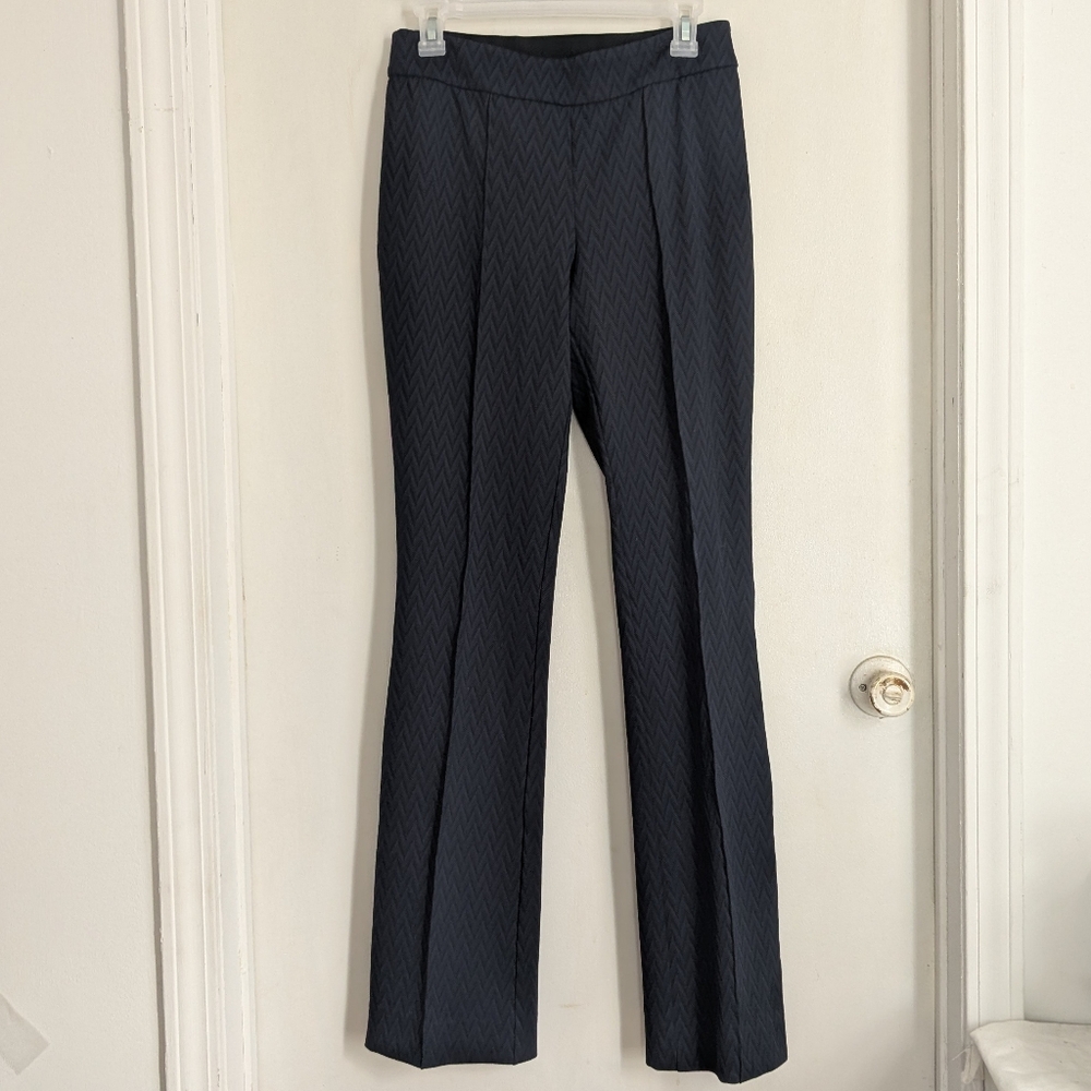 Elegant Carlisle Navy Blue Women's Flare Pull On Pants In Chevron Pattern Sz 4